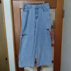 ライトブルー ダメージ ワイドパンツ