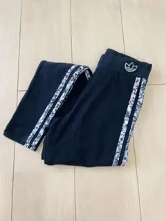adidas ブラックパンツ XS