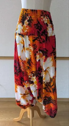 単品値引き不可『サマーセール』エスニック♪花柄サルエルパンツ　a