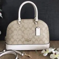 新品☆COACH ベージュ レザー ショルダーバッグ