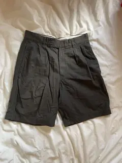 ユニクロ U ダークグレー ショートパンツ L