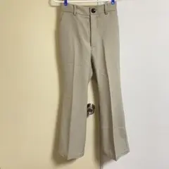 Heather スラックス　センタープレス　フレアパンツ　ベージュ ゴム入り