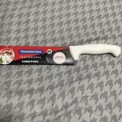 トラモンティーナ 牛刀包丁 プロフェッショナルマスター 200mm 白
