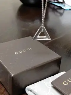 最終値下げ!! GUCCI グッチ トライアングルペンダントトップ