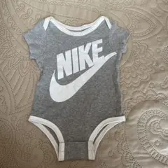 NIKE ベビーロンパース (70-80cm)