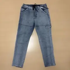 availズボン