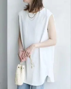 Reca ノースリーブカットソー