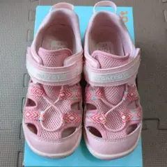 【美品】ムーンスター　carrot　水陸両用サンダル　　ウォーターシューズ　18