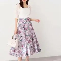 プロポーションボディドレッシング　ジャガードフラワータックスカート