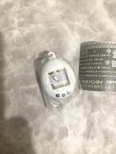たまごっち　シャカシャカ　ガチャ　チャーム　くちぱっち