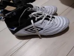 サッカースパイク UMBRO アンブロ　アクセレイターpro　26.5