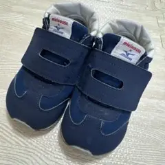 Item thumbnail for item 6882a9e4-fb7d-434d-bba2-7f38ae4655ec