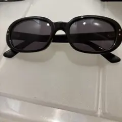 Calvin Klein オーバーサイズ サングラス