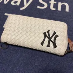 Item thumbnail for item a2fecc2b-6a53-4387-9fe0-595e83564d82