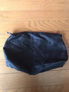 シャネルポーチ