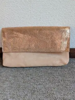 【未使用】スエード ベージュ ゴールド クラッチバッグ バッグinバッグ