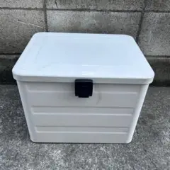 Item thumbnail for item ae1060a4-c104-46cc-a431-45d6b67dee0e