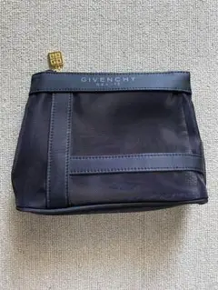 ジバンシー　GIVENCHY ポーチ　黒　美品