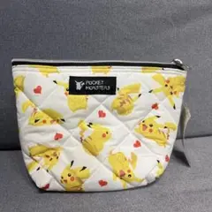 ポケモンセンター　ピカチュウ　ポーチ