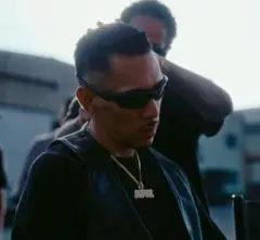 oakley straight jacket オークリー サングラス io着用