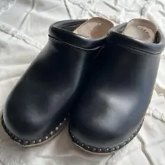 Item thumbnail for item b8379180-c385-49f6-bd6a-d334e69ce63e