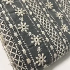 縦100cm×横95cm 刺繍生地