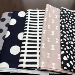 ハギレまとめ売り　綿プリント生地5枚セット