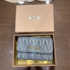【お値下げしました】ミュウミュウ キーケース