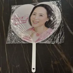 【新品・未使用】松田聖子 2025 コンサート ハート うちわ ピンク