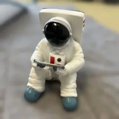 宇宙飛行士 スマホスタンド