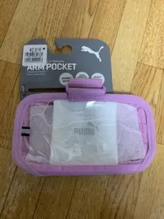 PUMAスマホアームバンド