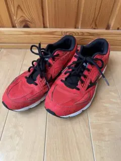 ミズノ　MIZUNO スニーカー　25.0cm 赤　箱なし