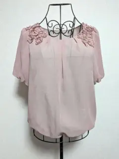 ストロベリーフィールズ　半袖シフォンブラウス