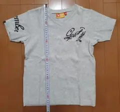 Gold Surf 刺繍入りグレーTシャツ