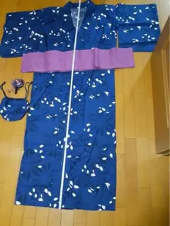 紺色花柄浴衣セット（帯・バッグ付き）