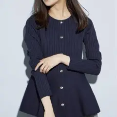 ✨美品✨プラステ　24年モデル　ホールガーメントペプラムカーディガン　紺　Ｓ