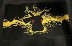 【ポケモンカード】超貴重！海外ポケモンセンター限定 電撃ピカチュウ プレイマット