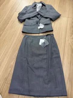 新品　タグ付き　スーツ　セット　スカート　ジャケット　ジェイプレス