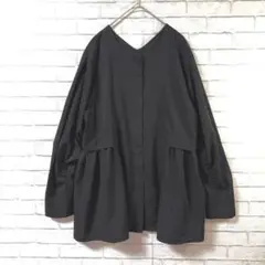 【イロ】Vネック ブラウスM シャツ フレアスタイル ギャザー入りチュニック