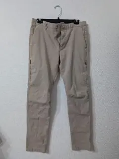 Calvin Klein チノパン