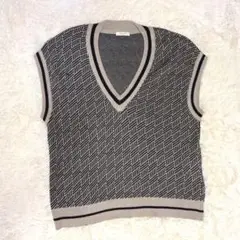 Item thumbnail for item 17a151bd-3edf-42f6-8851-db267bd1c640