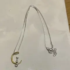 三日月とネコのネックレス