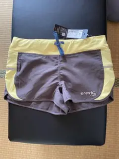 レリック　レディース　ショートパンツ　Sサイズ　ランニングパンツ　半額以下　新品