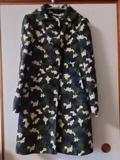 PRADA ダウンコート　ジャケット　迷彩　カモフラージュ PRADA ダウンコート ジャケット 迷彩 カモフラージュ