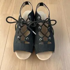 LOVETOXIC ブラック サンダル　Ｓ　21〜22cm