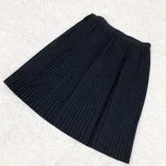 ひざ丈プリーツスカート　ブラック　黒　レナウン