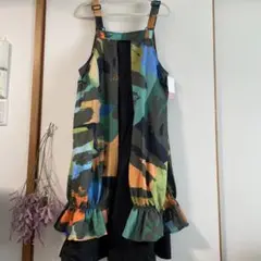 カラフルなフリル付きワンピース　フリーサイズ