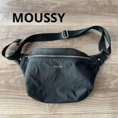 MOUSSY マウジー　ブラック ボディバッグ　バック　カバン