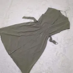 【S】ナチュラルビューティーベーシック ♡ ノースリーブ ワンピース グリーン系