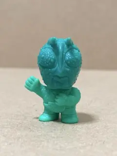 仮面ライダー倶楽部　3弾　カメレオン男　緑色　消しゴム